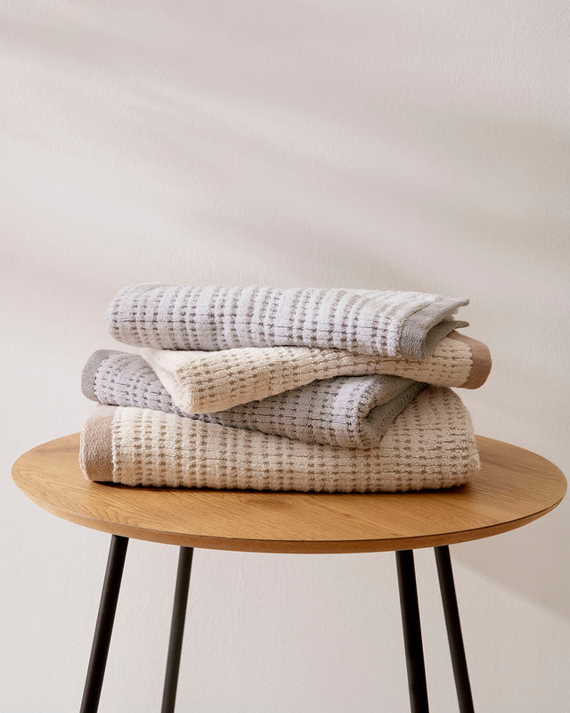 Juego de Toallas Jacquard Eliane - Algodón 550 g/m² - Gris