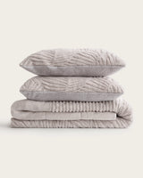 edredon-jacquard-sherpa-ilia-beige-gris