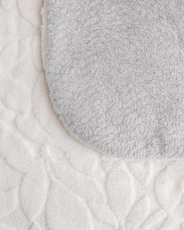 edredon-jacquard-sherpa-nira-blanco-gris